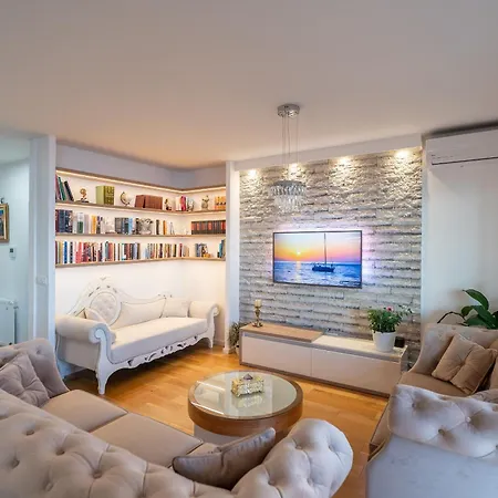 Luxury Penthouse Nikola With Seaview *