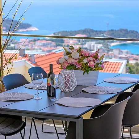 Luxury Penthouse Nikola With Seaview Makarska