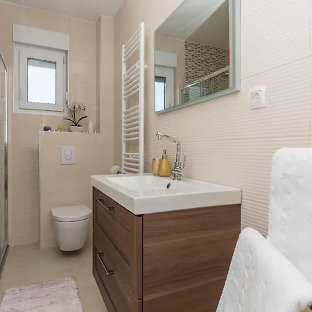 Apartment Luxury Penthouse Nikola With Seaview Makarska