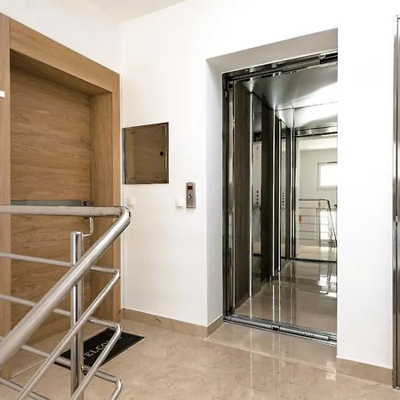 Apartment Luxury Penthouse Nikola With Seaview