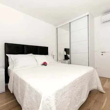 Apartment Luxury Penthouse Nikola With Seaview *