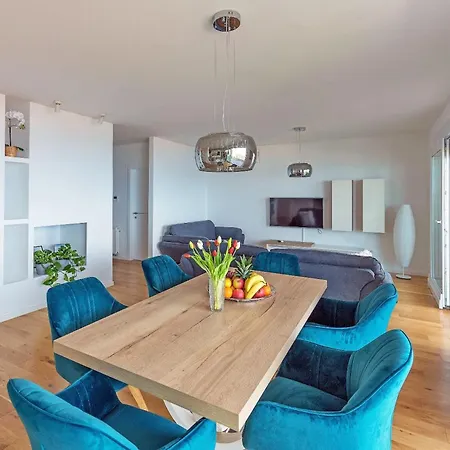 Luxury Penthouse Nikola With Seaview Makarska