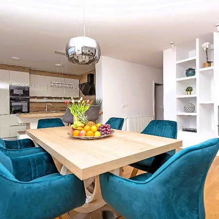 Luxury Penthouse Nikola With Seaview
