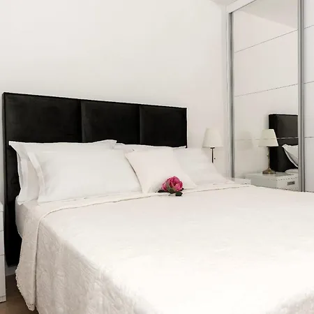 Luxury Penthouse Nikola With Seaview